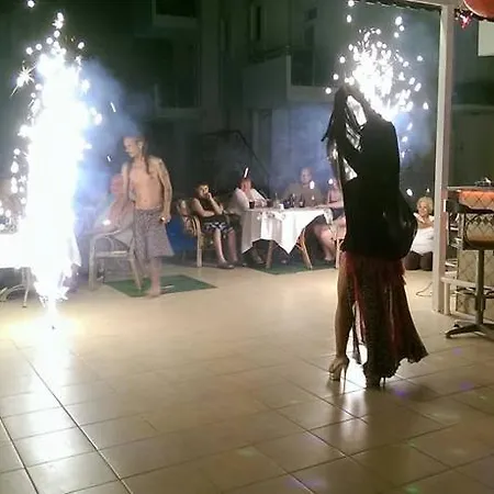 Tolan شقة فندقية