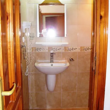 شقة فندقية Tolan 3*