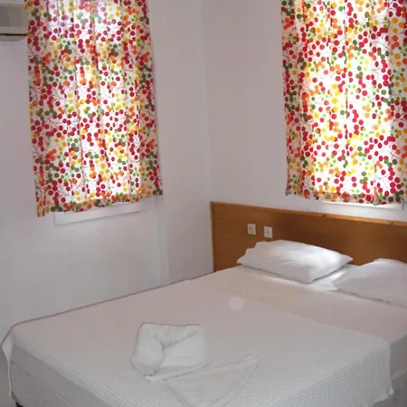 Tolan Aparthotel 3*